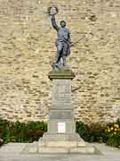monument aux morts tredarzec