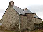 maison de marchand de toiles uzel pres l oust