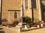 monument aux morts yffiniac