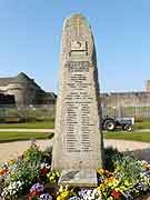 monument aux morts du sous-marin le nerval brest