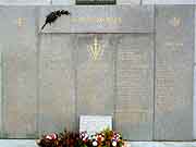 gouesnou monument aux morts