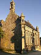 ossuaire eglise saint-miliau guimiliau