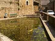lavoir de la fontaine de la gloire saint-pol de leon