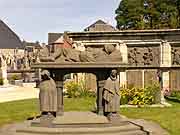 saint-pol de leon monument aux morts