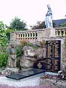 monument aux morts chartres de bretagne