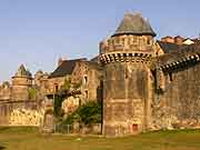 remparts du chateau fougeres