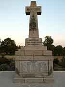 monument aux morts landujan