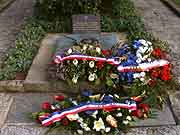 monument aux morts des resistants saint-malo