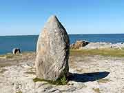 le croisic menhir de la pierre longue avenue de la pierre longue