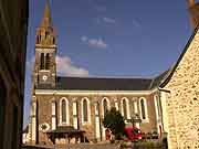 eglise saint-aubin saint-aubin des chateaux