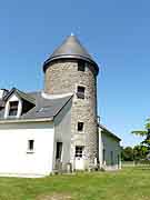 sainte-reine de bretagne moulin a vent de la fortune