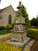 calvaire eglise saint-pierre et saint-paul malguenac