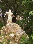 ploemel croix de la grotte oratoire de Bel-Air