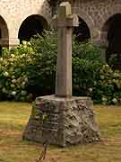 croix du monastere du carmel saint-brieuc