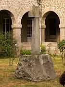 croix du monastere du carmel saint-brieuc